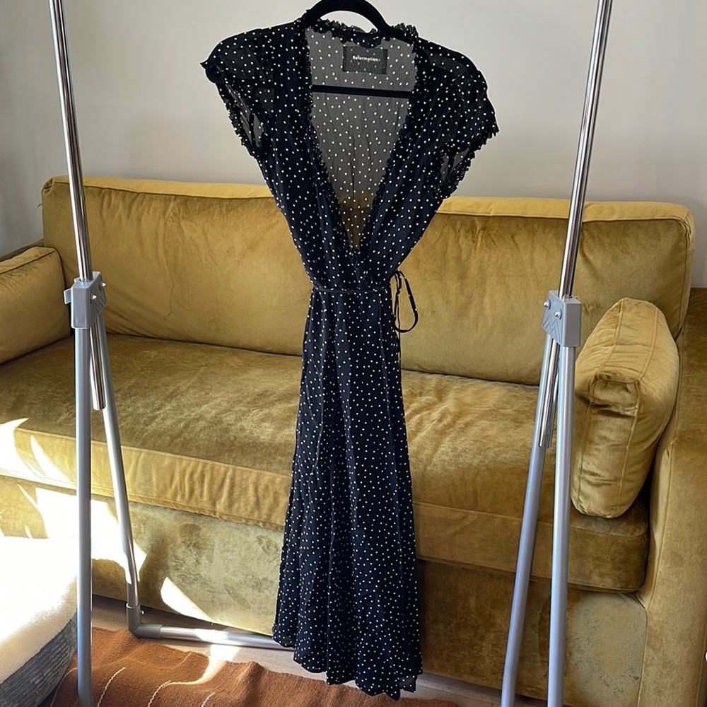 REFORMATION black and white polka dot wrap dress. All in 1 statement piece!